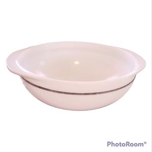 Vintage 2qt Pyrex White Milk Glass Casserole Dish Serving Bowl Gold Strip